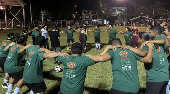 Indigenous players warm-up before the Match of our Lives starts. Photo by Luana Polinesio / Nia Tero