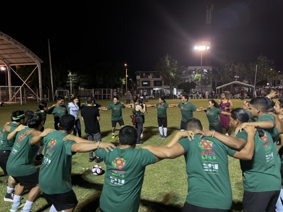 Indigenous players warm-up before the Match of our Lives starts. Photo by Luana Polinesio / Nia Tero
